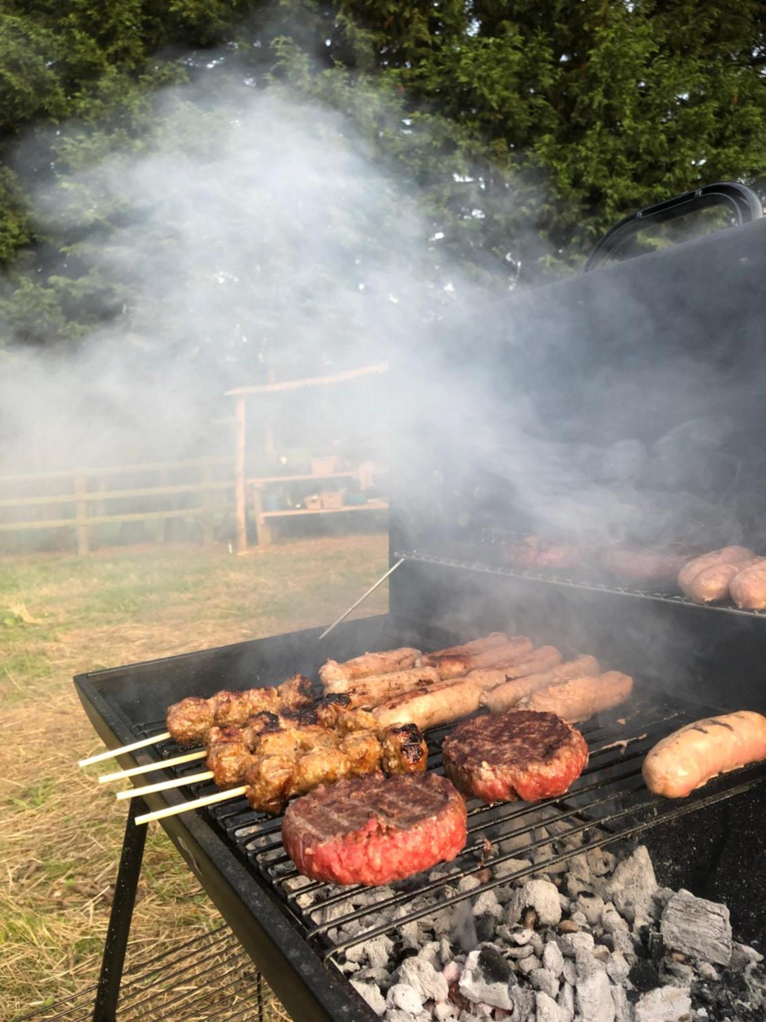 Sedlescombe Swallows Oast Glamping מראה חיצוני תמונה